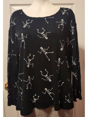 Jane & Delancey Halloween Sweater Size XL Skeletons White & Black Soft NWOT